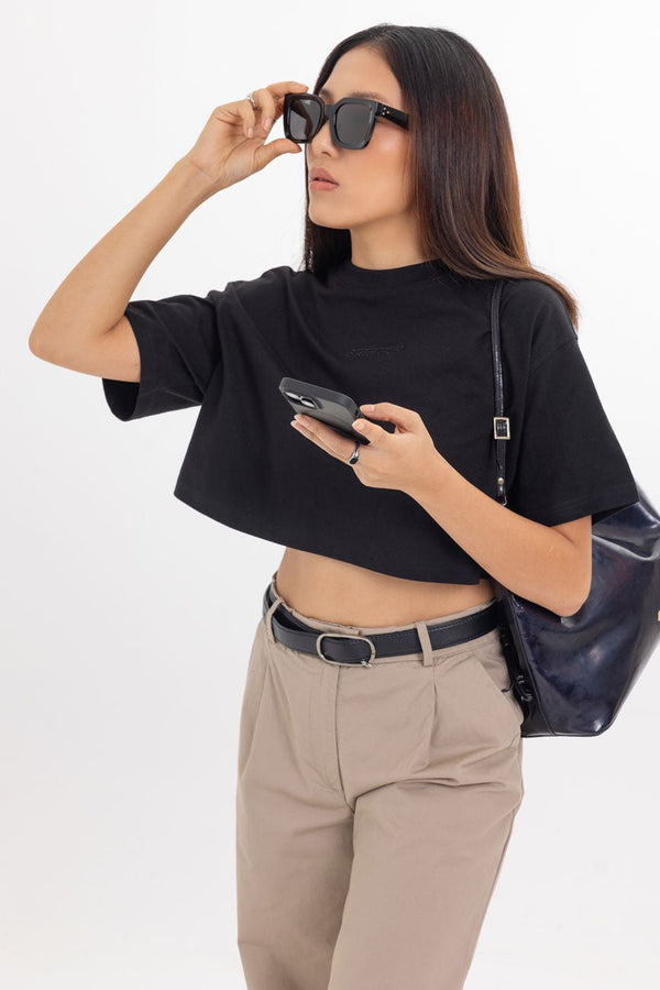 black cropped tshirt for women