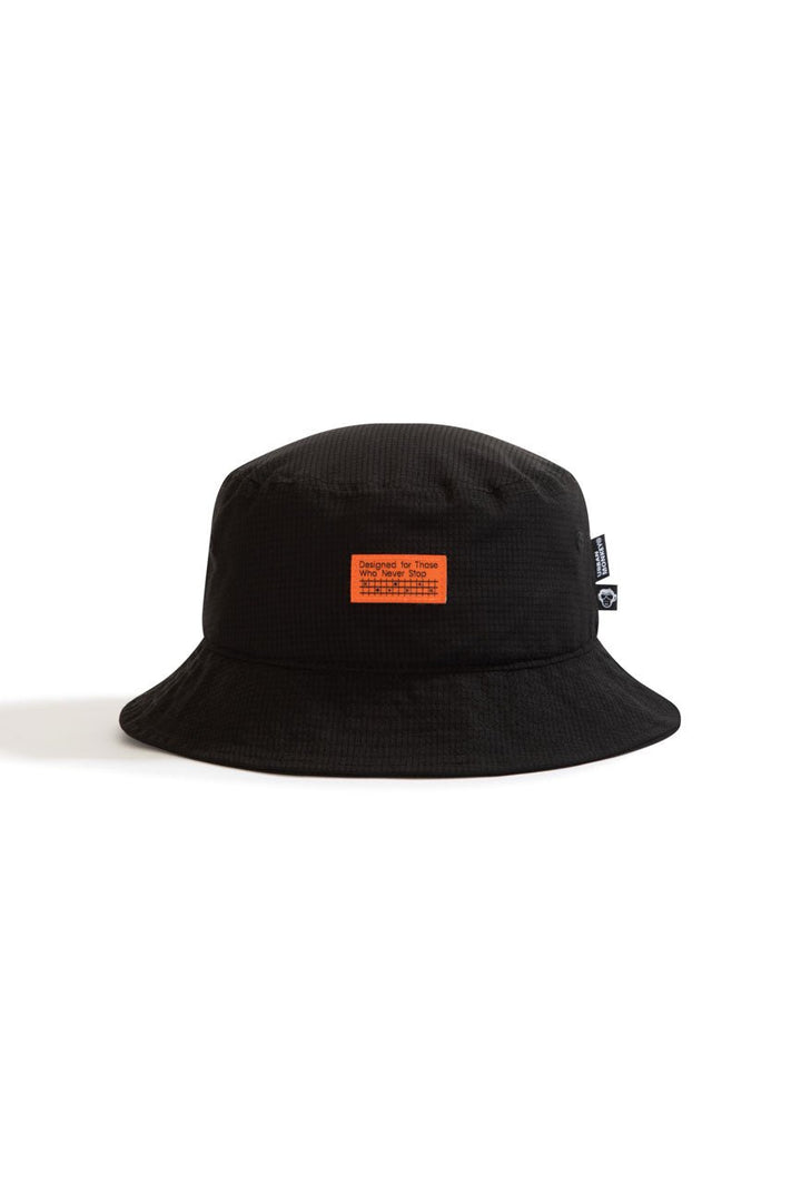 UM Training Bucket Hat // Never Stop Playin’